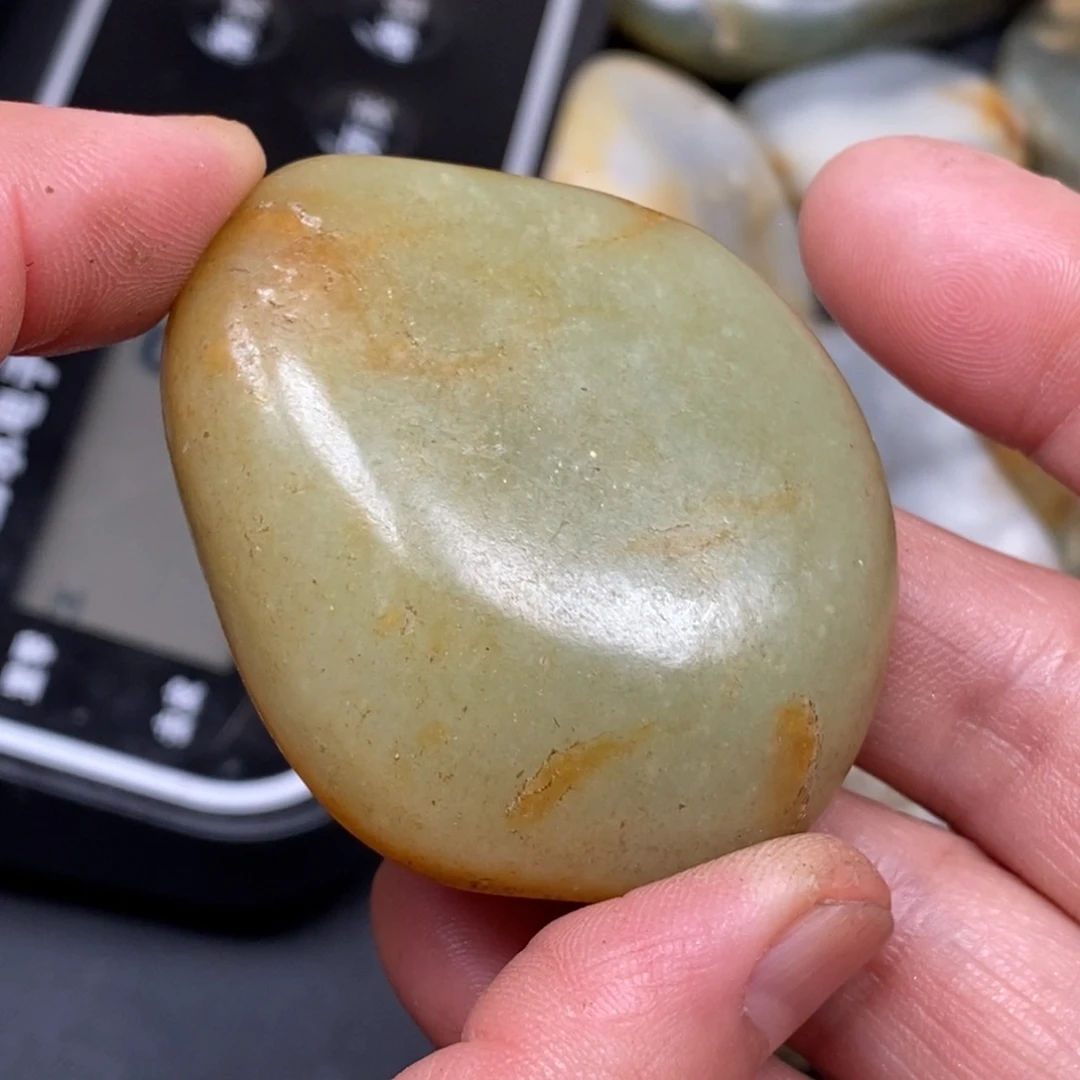 和田玉（糖玉）挂件未镶嵌