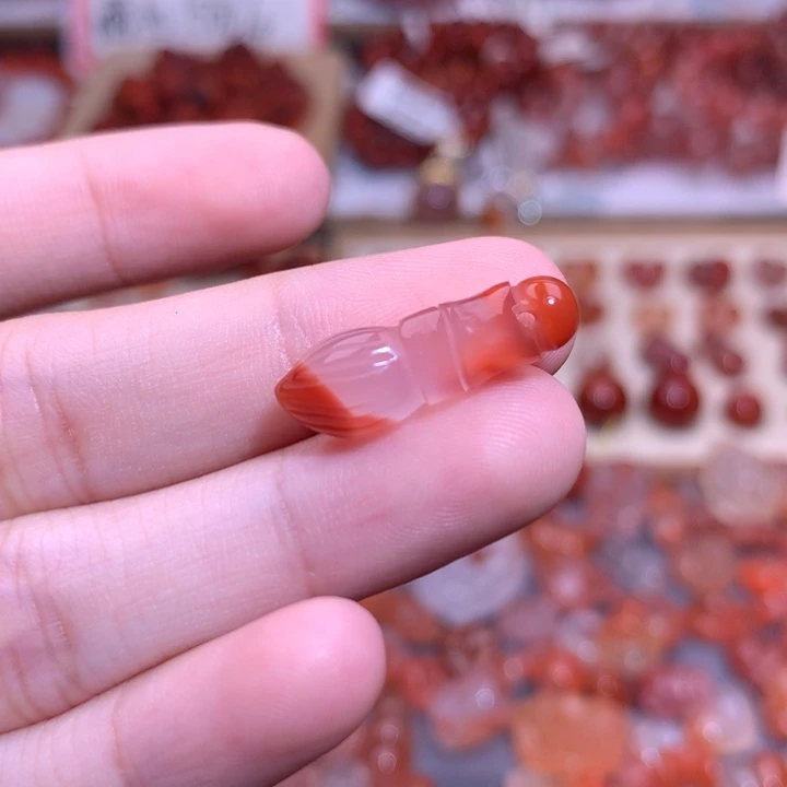 南红玛瑙未镶嵌珠宝半成品58