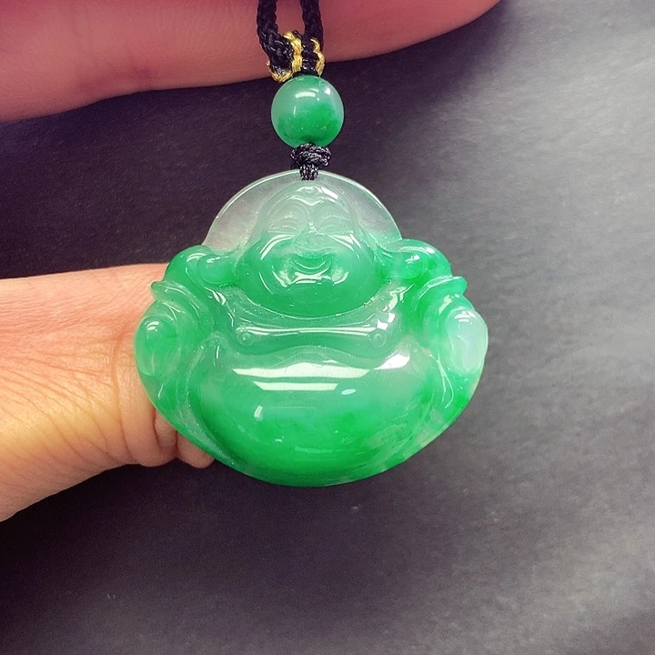 石英质玉未镶嵌颈饰