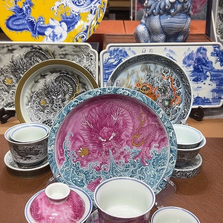 摆件景德镇陶瓷艺术展演厅及景德镇市艺术家