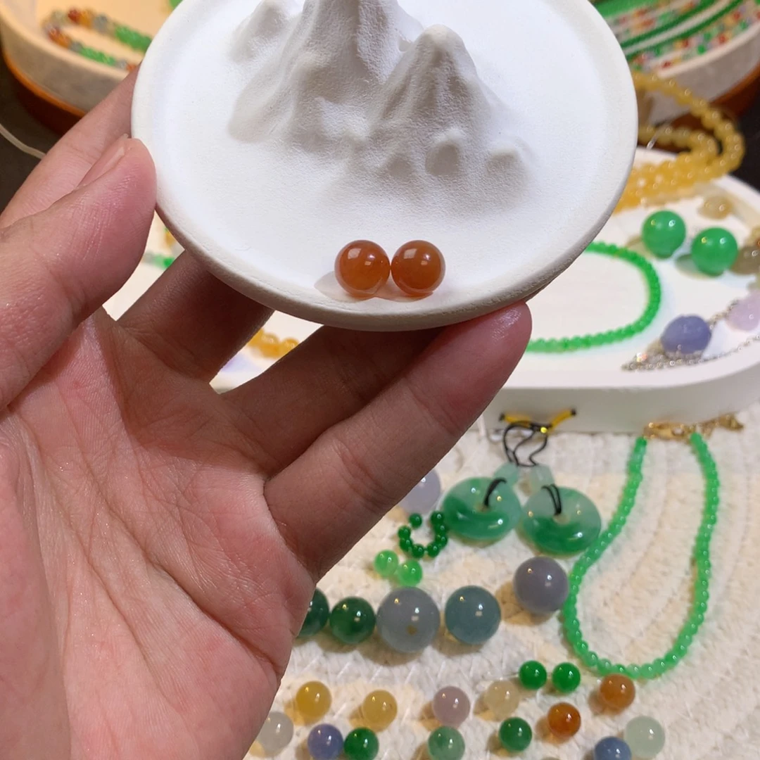 翡翠散珠8.5mm冰红翡单珠