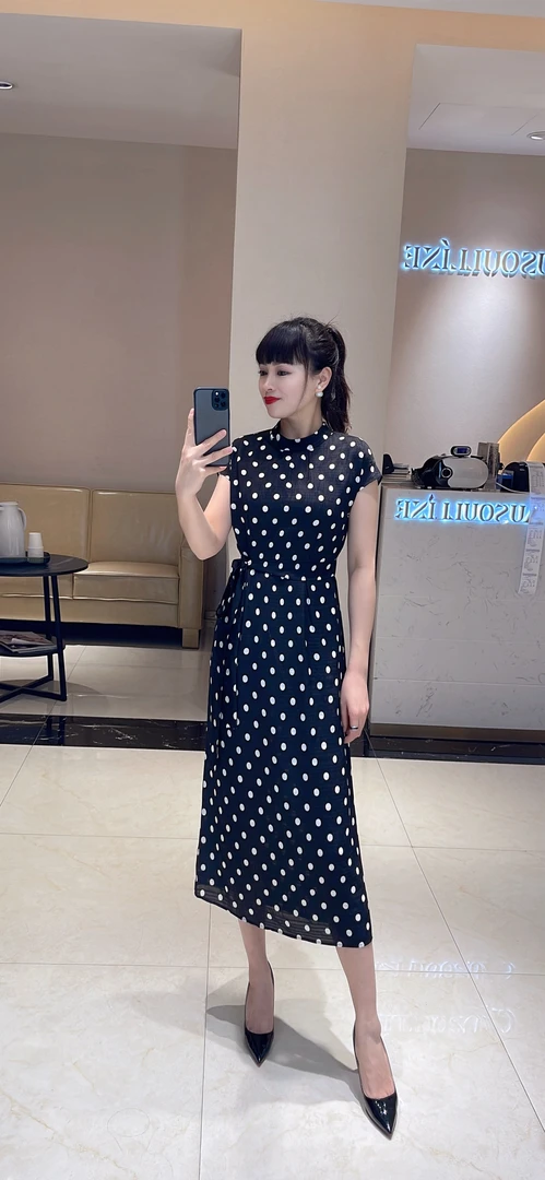 高斯雪岚【夏装新品】设计感气质圆形波点显瘦洋气连衣裙女25217046
