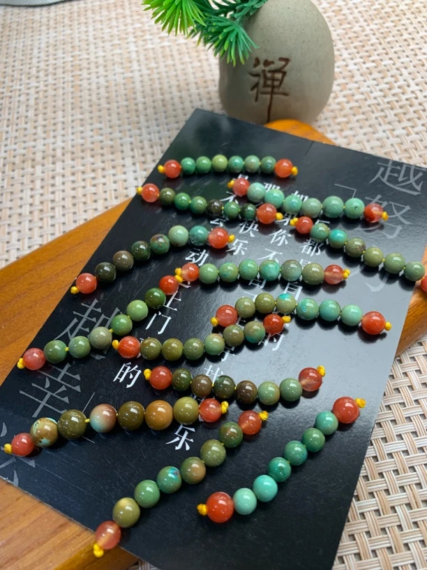 天然原矿绿松石圆珠（多样性随机发货一组）