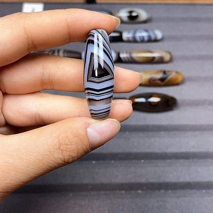 月***庄合金玛瑙/玉髓珠宝半成品