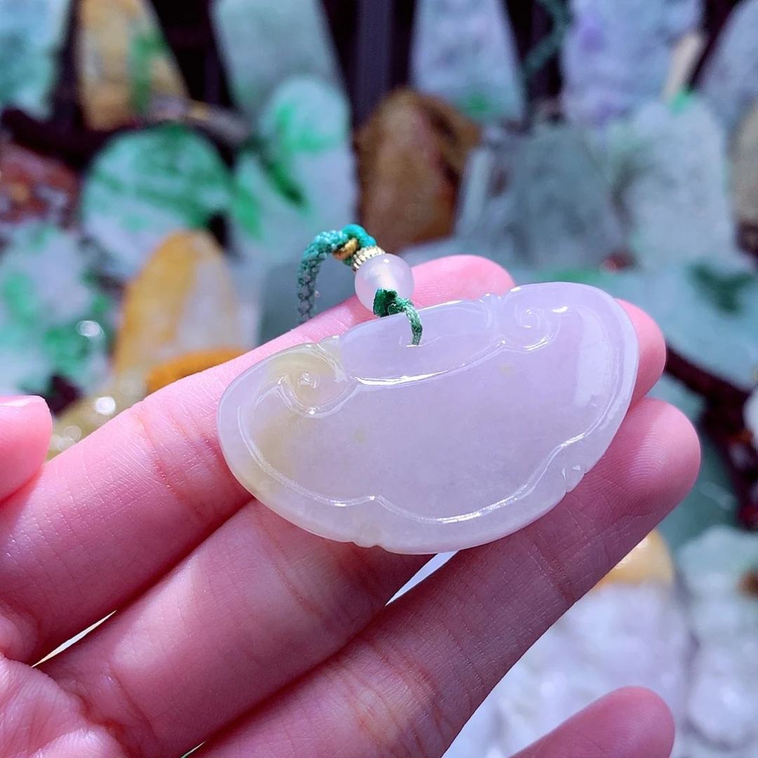 颈饰未镶嵌翡翠天然