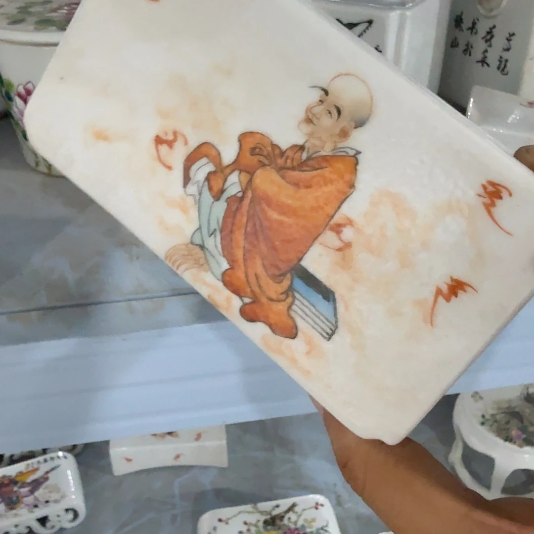 瓷片摆件等方式在不同部位上都