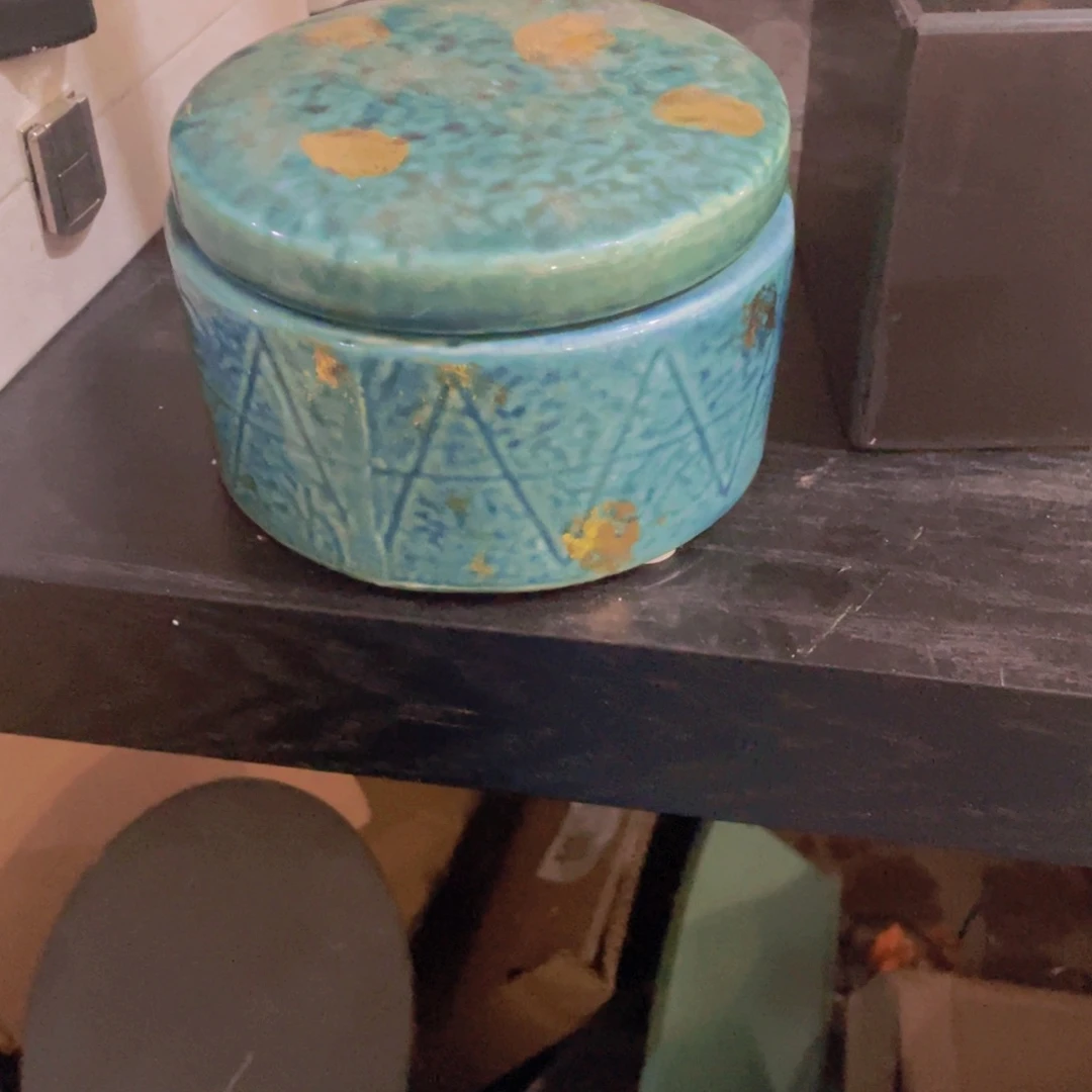 陶瓷花瓶，部分微瑕