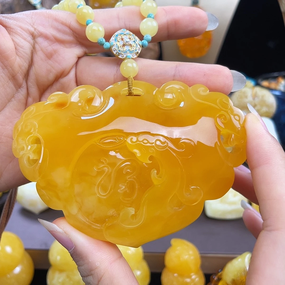 琥珀未镶嵌珠宝奇石