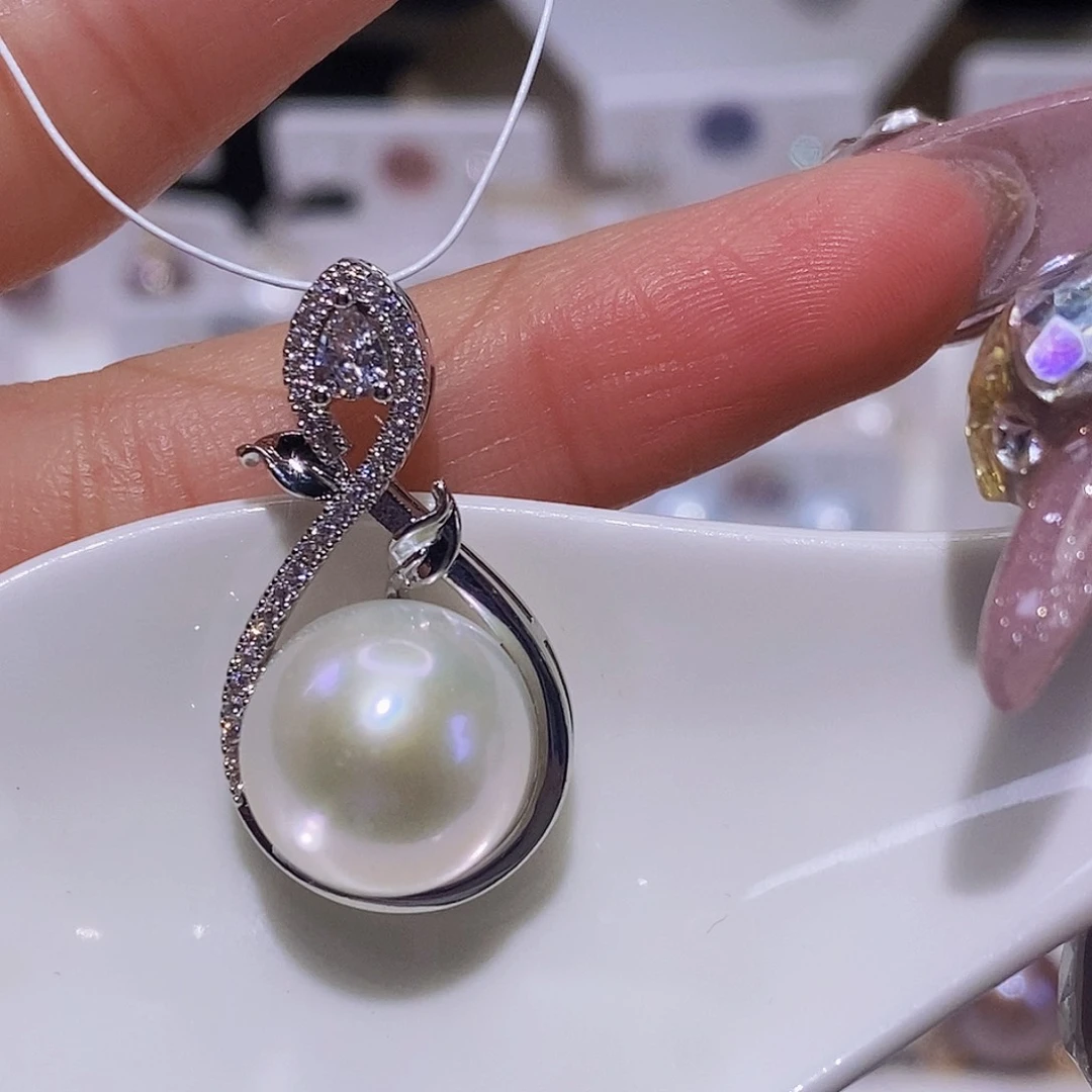 淡水珍珠颈饰合金