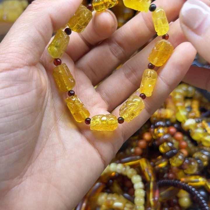 琥珀未镶嵌珠宝奇石