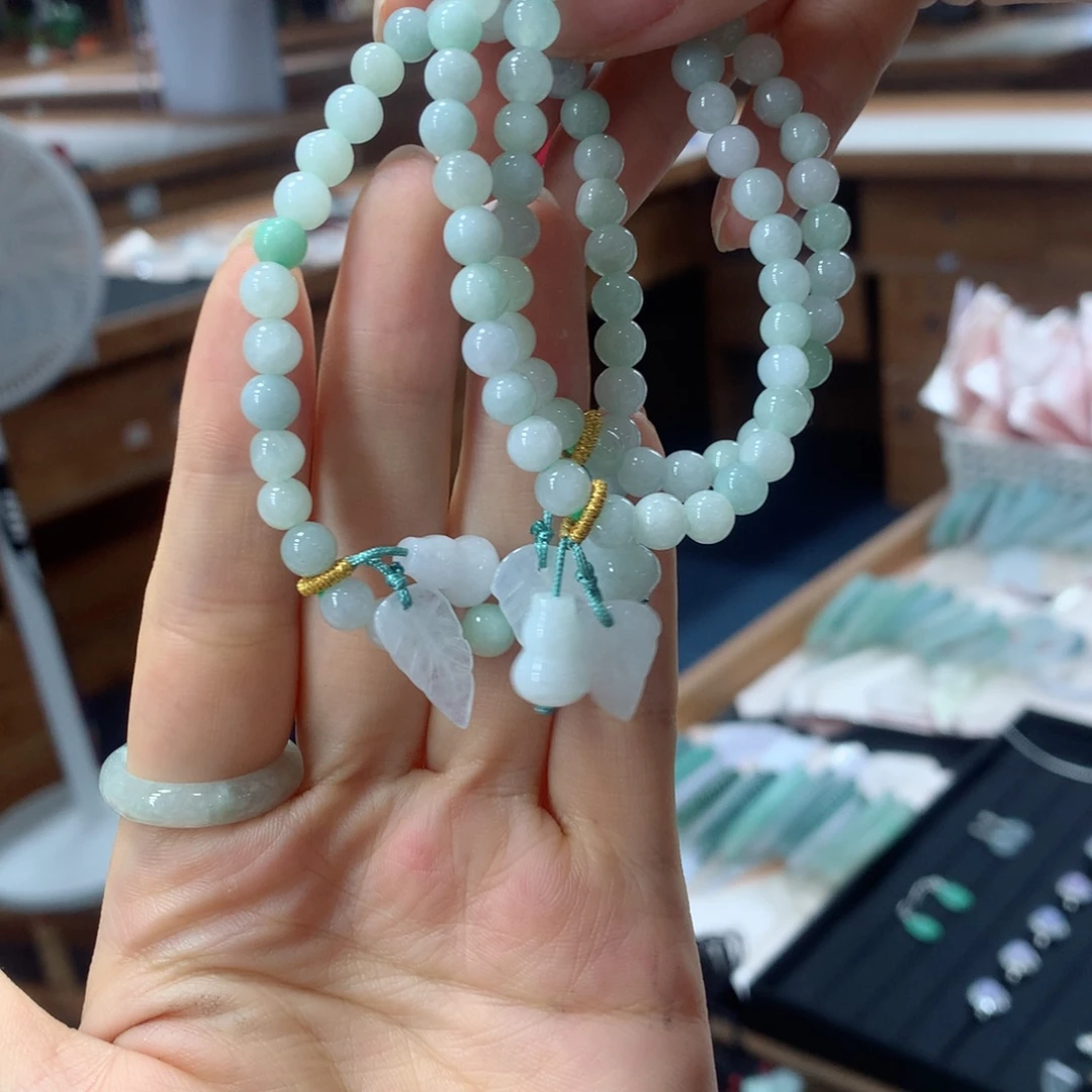 翡翠未镶嵌手链多样性发1