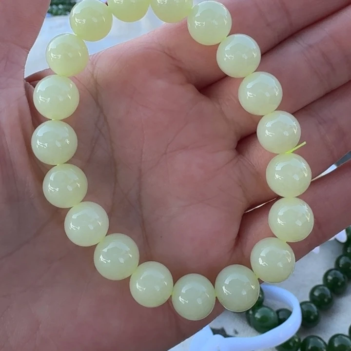 和田玉未镶嵌颈饰卡10容易