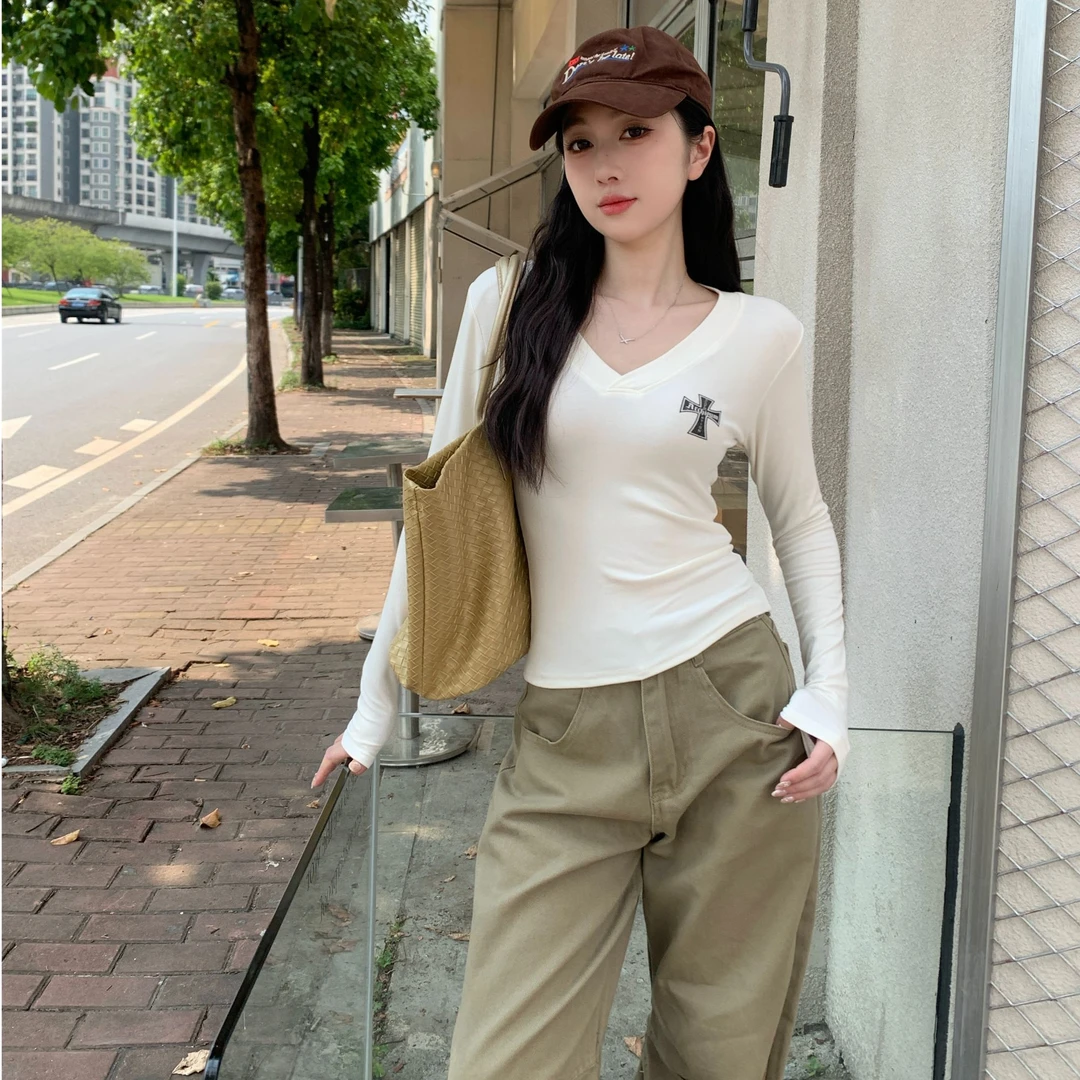 美式复古V领长袖t恤女2025秋季新款修身上衣内搭打底衫