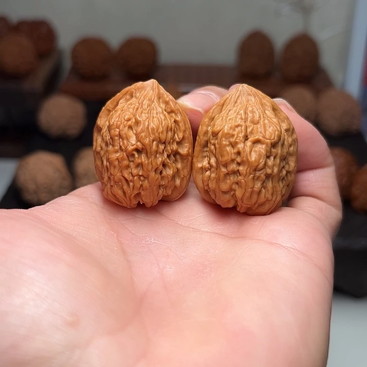 把件文玩核桃金钱豹 31+