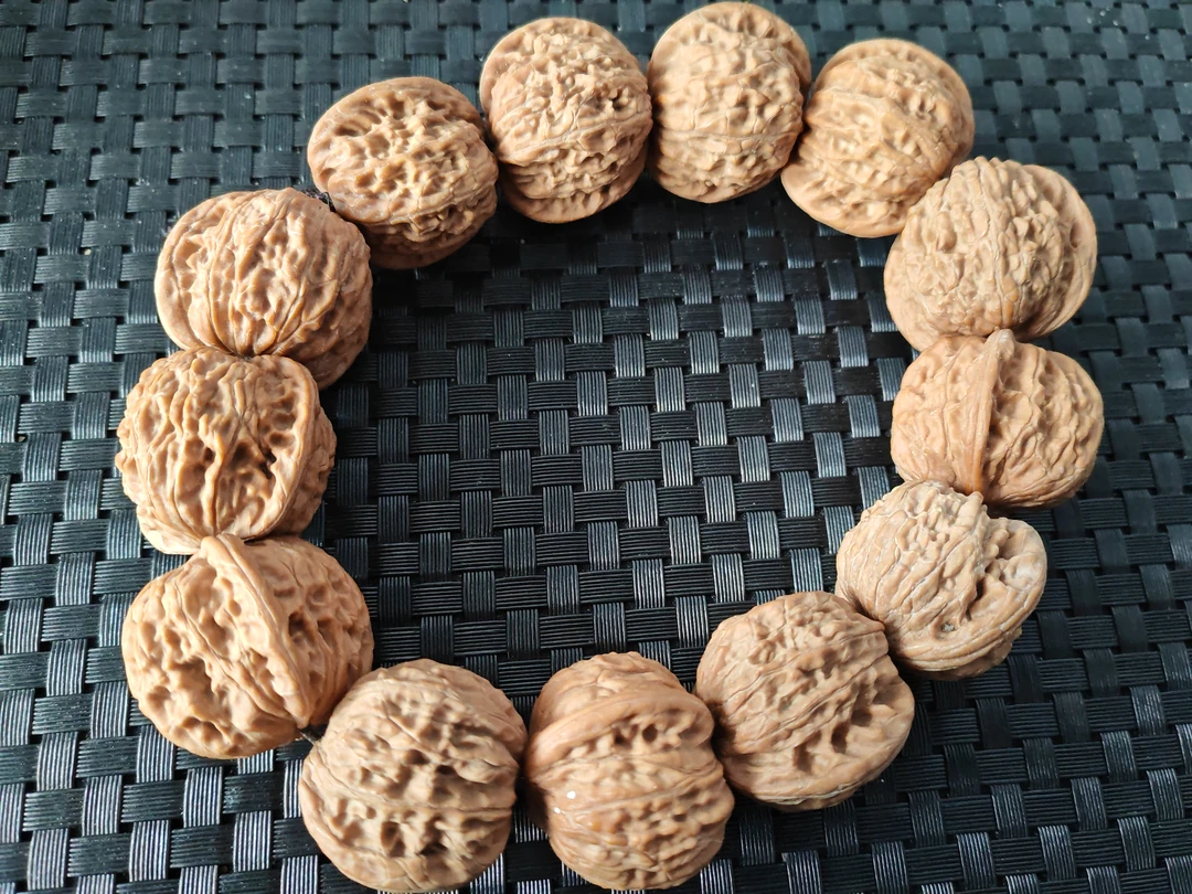 文玩核桃四座楼手持福利款