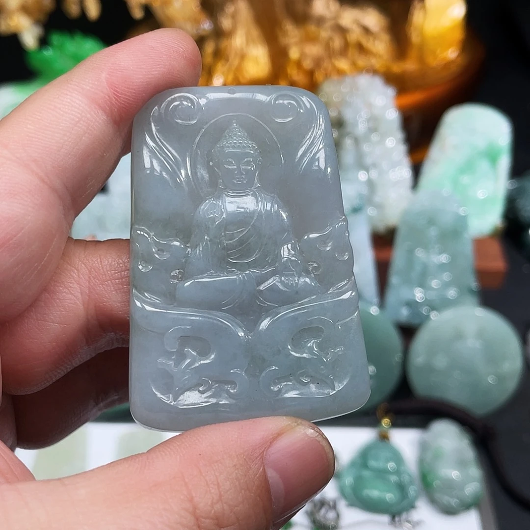 翡翠未镶嵌颈饰阿弥陀佛