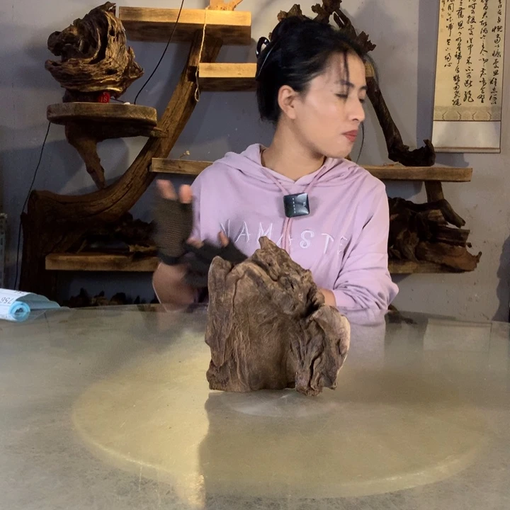 用***2天然云南紫柚木会黄水