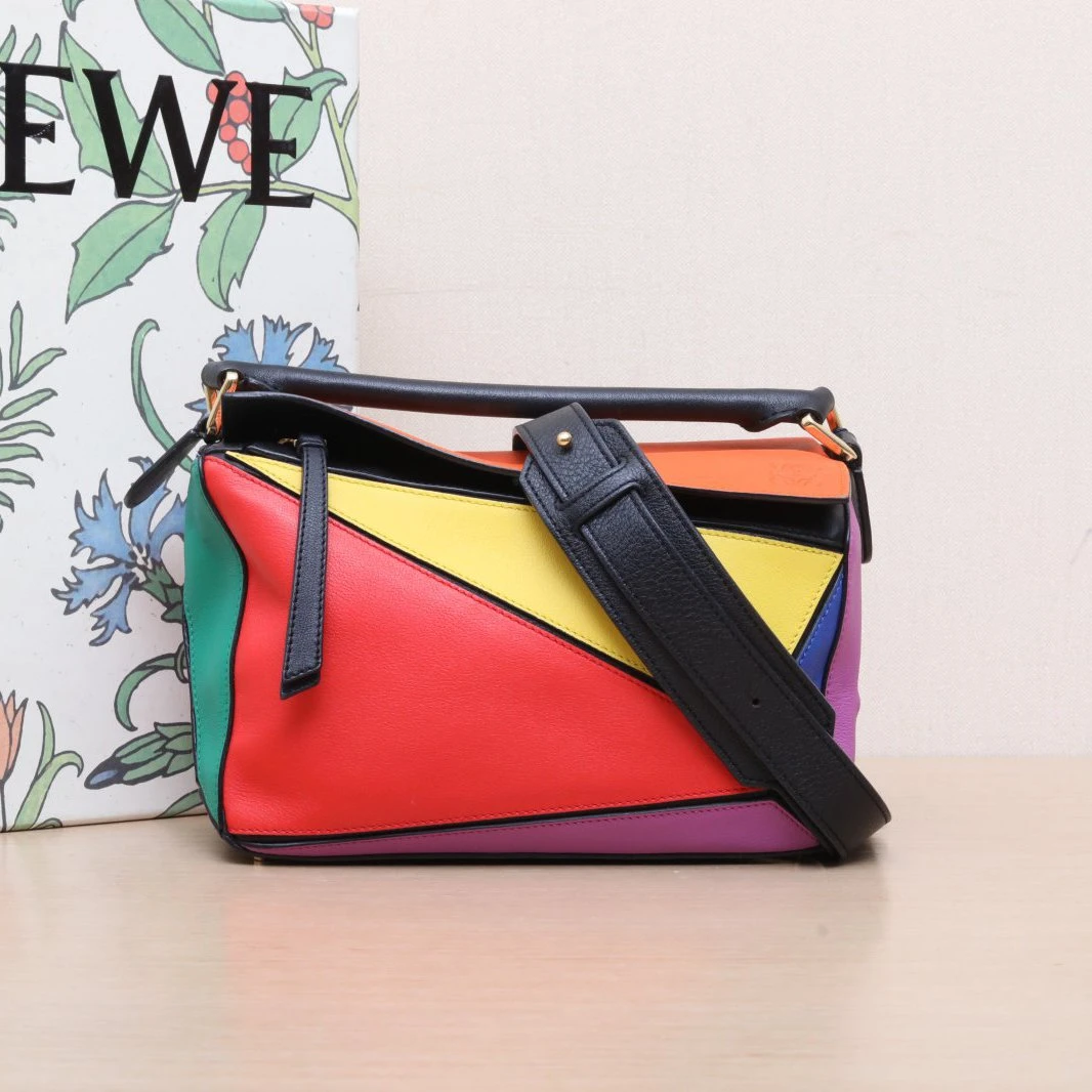 95新 LOEWE/罗意威 【娇】Puzzle 24 几何斜跨包 皮革C 766565