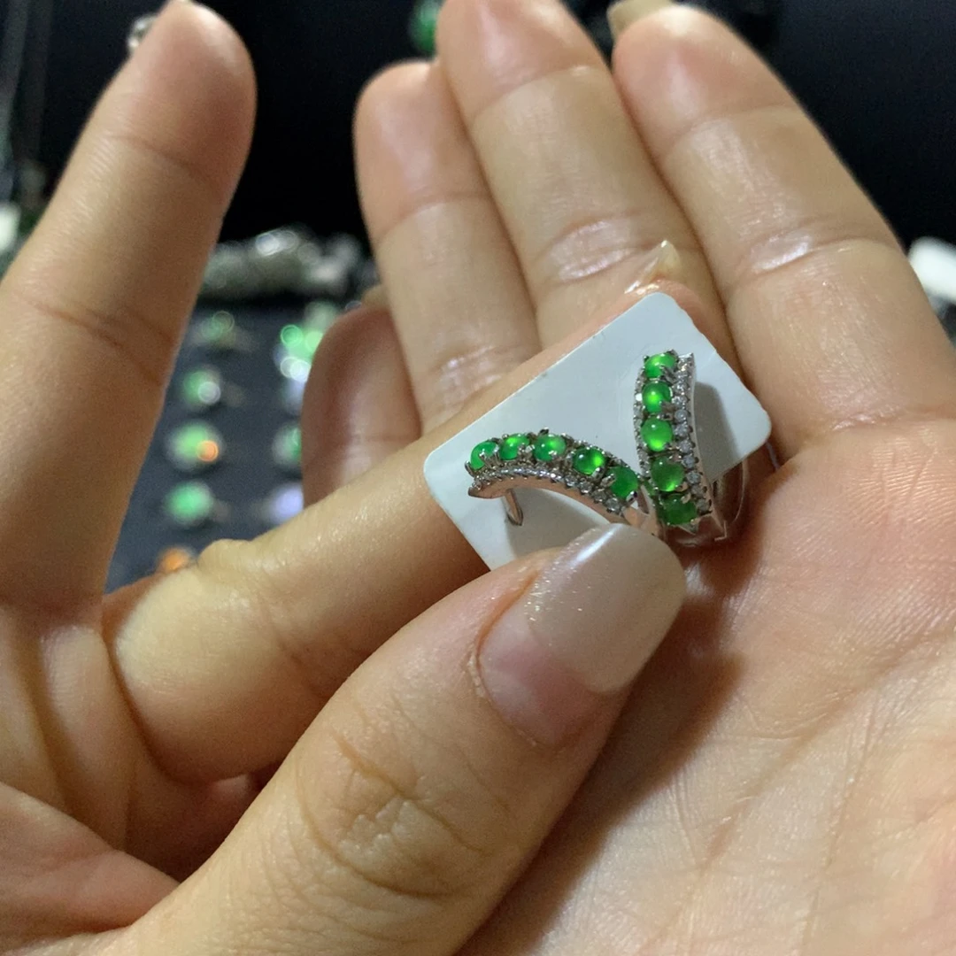 银S925镶嵌翡翠耳饰
