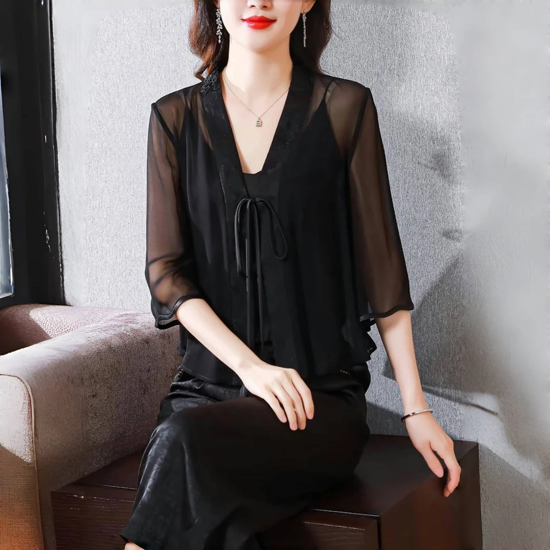 新中式小披肩开衫防晒衣女2025夏季新款高级感外搭黑色珍珠雪纺衫