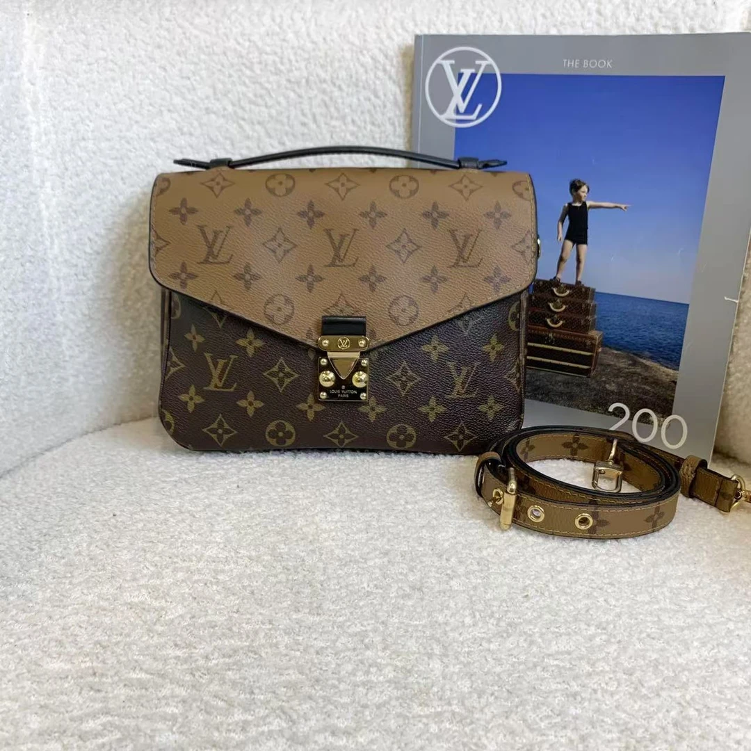 99新 LouisVuitton/路易威登 壹臻/老花拼色邮差包 28689373