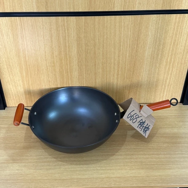 铸铁无涂层铁锅｛32厘米4斤平底电磁炉可用｝