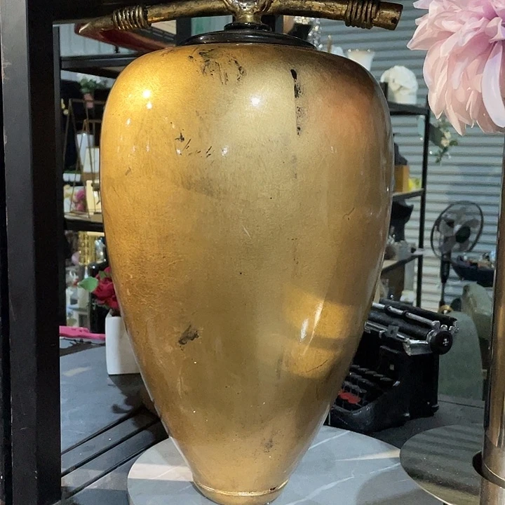 陶瓷花瓶部分微瑕