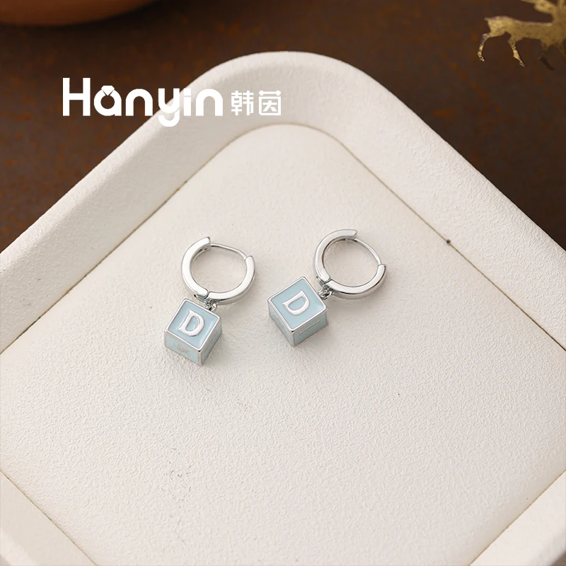 铜合金珐琅耳饰 高定D字母立体方块耳扣时尚轻奢高级感AAA