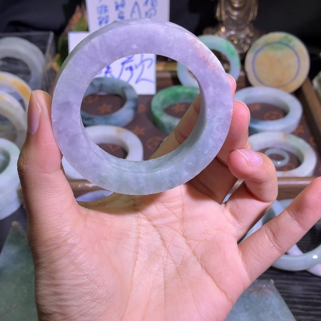 定制翡翠未镶嵌天然翡翠A货毛胚手镯