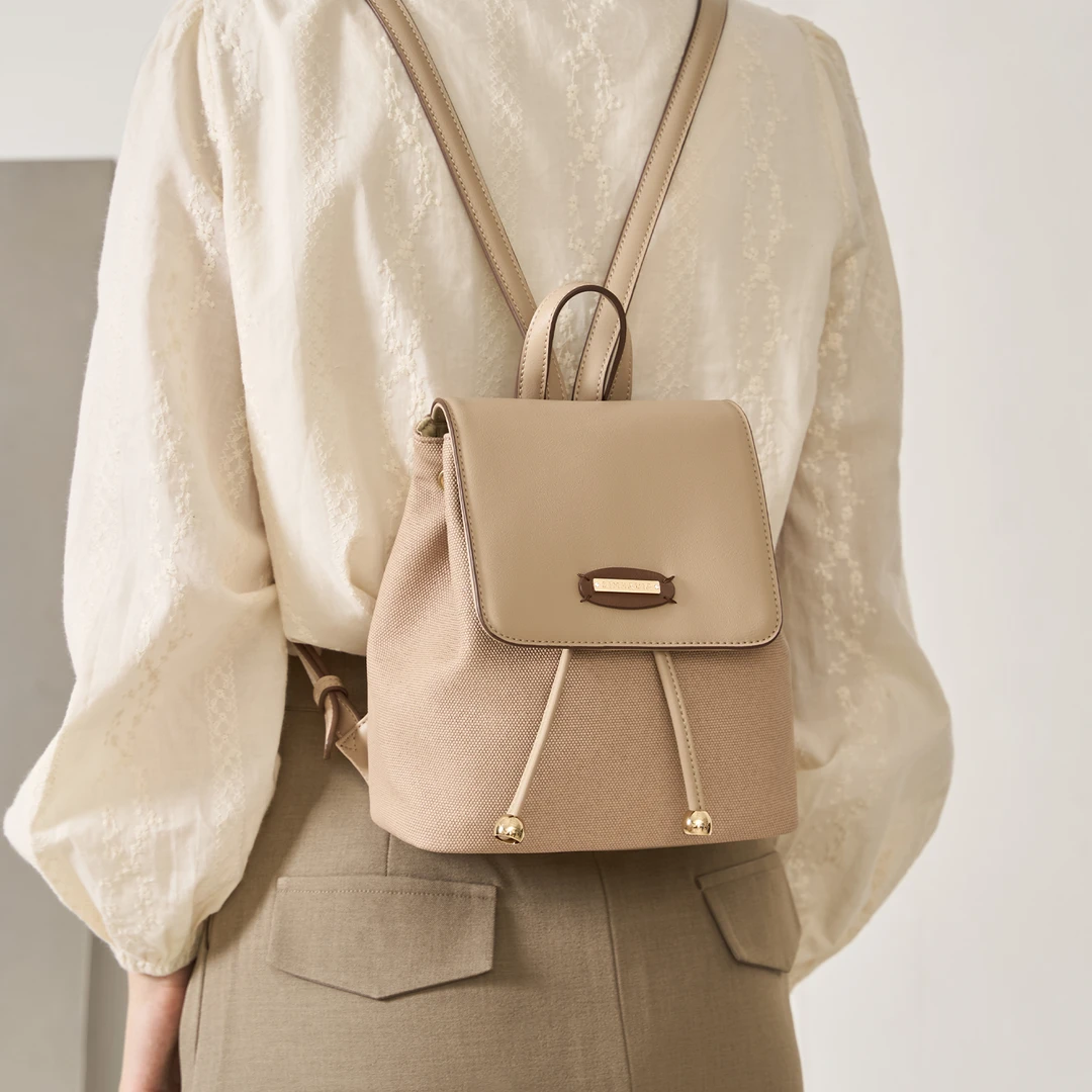 韩系ins小型双肩包学生2025新款背包女生学院风出游小巧书包1812