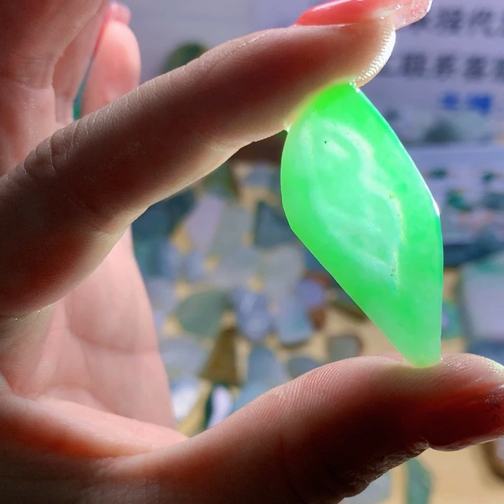 未镶嵌手串翡翠纯天然，3