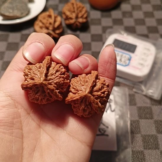 下***遇文玩核桃把件盘山文玩三棱精修