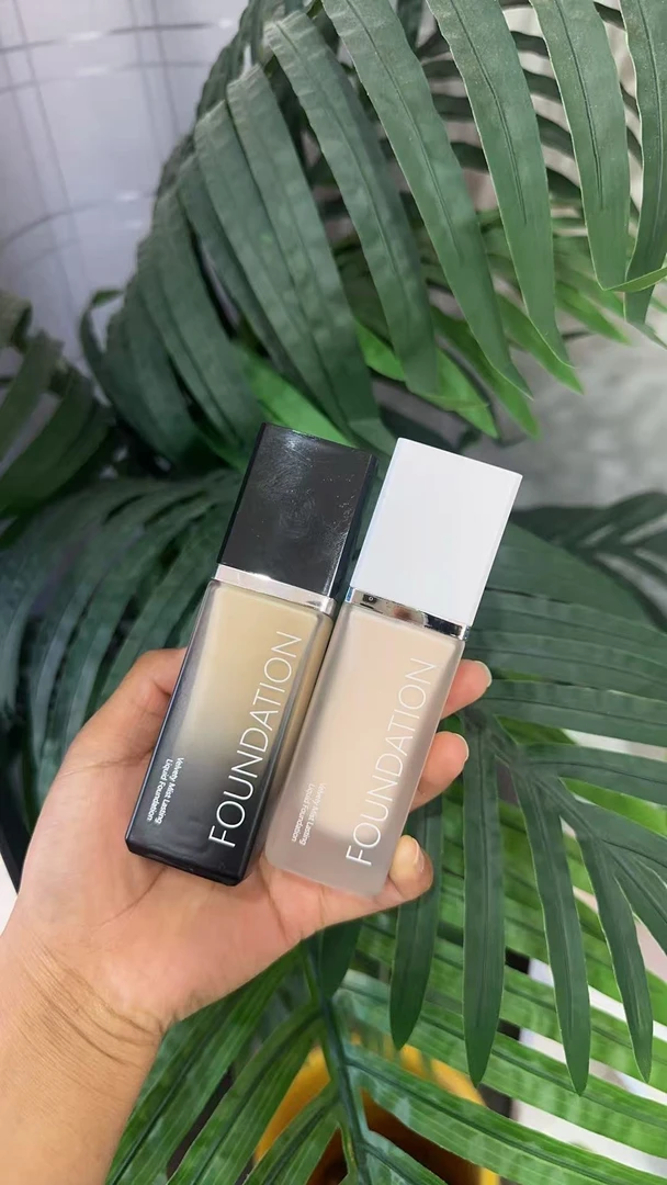 MAIGOOLE丝绒柔雾持妆粉底液