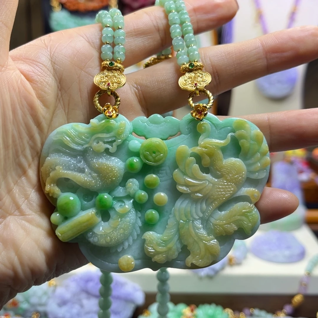 翡翠未镶嵌颈饰天然翡翠