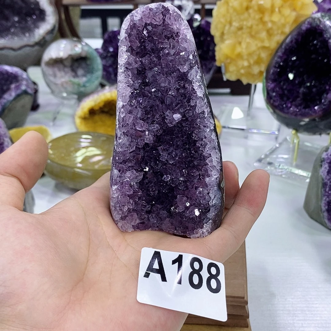 水晶未镶嵌大型摆件（非配饰）