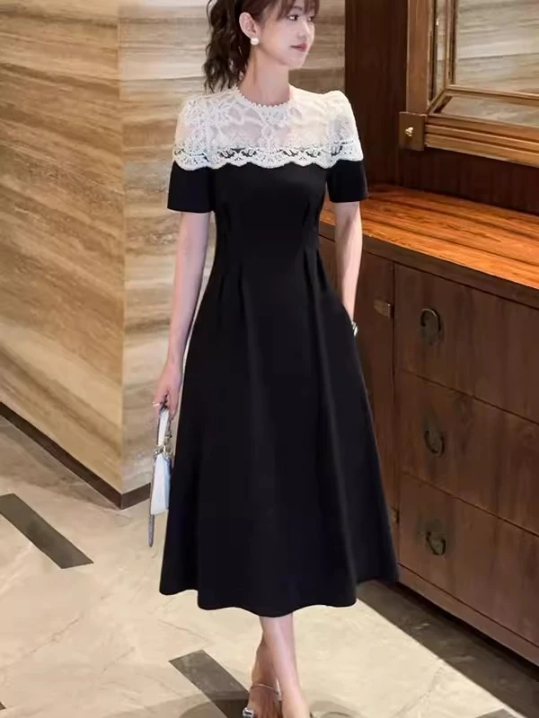 时尚洋气蕾丝拼接短袖连衣裙女夏季新款收腰显瘦气质百搭减龄裙子