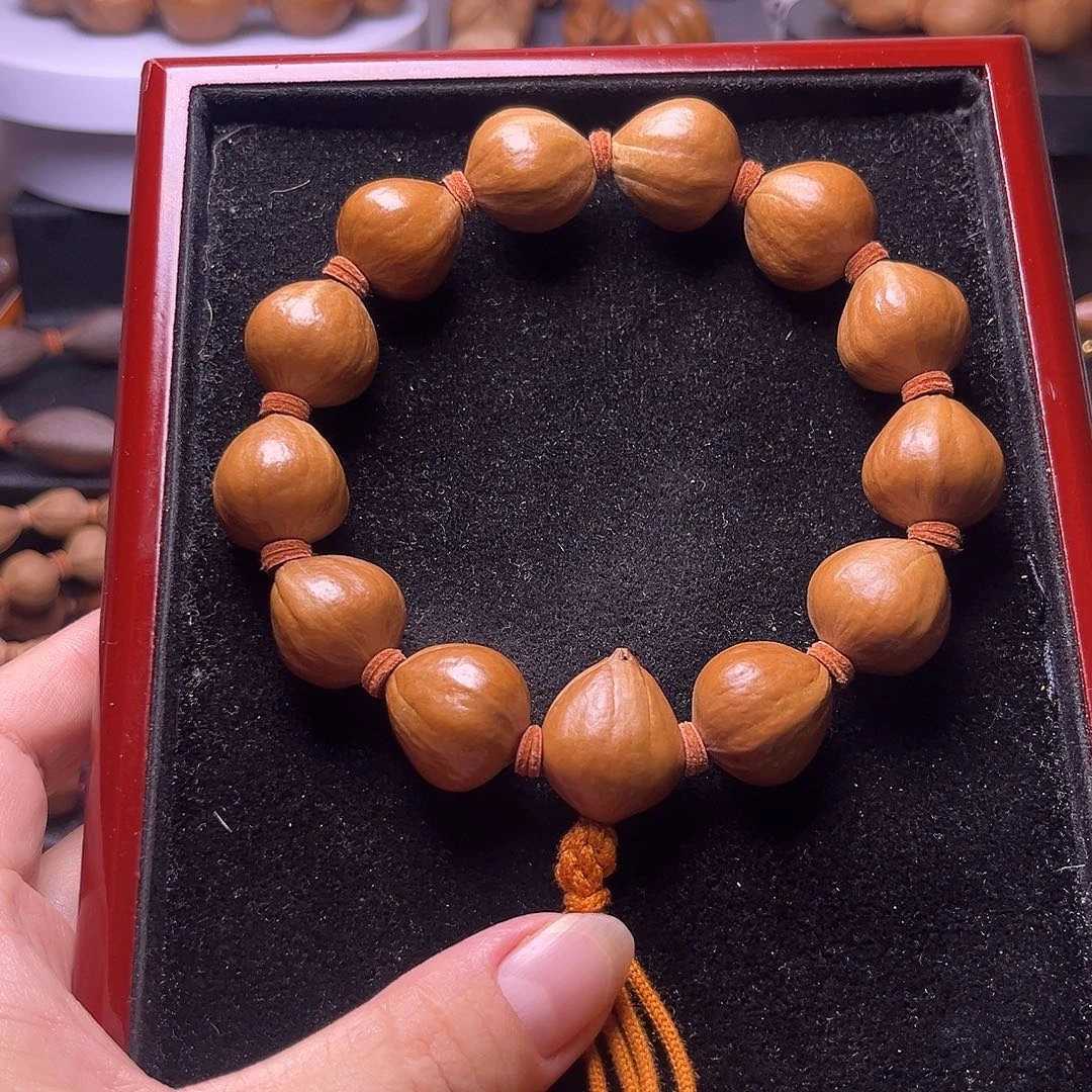 橄榄核吊坠梅林蒜头蜜桃臀18.18