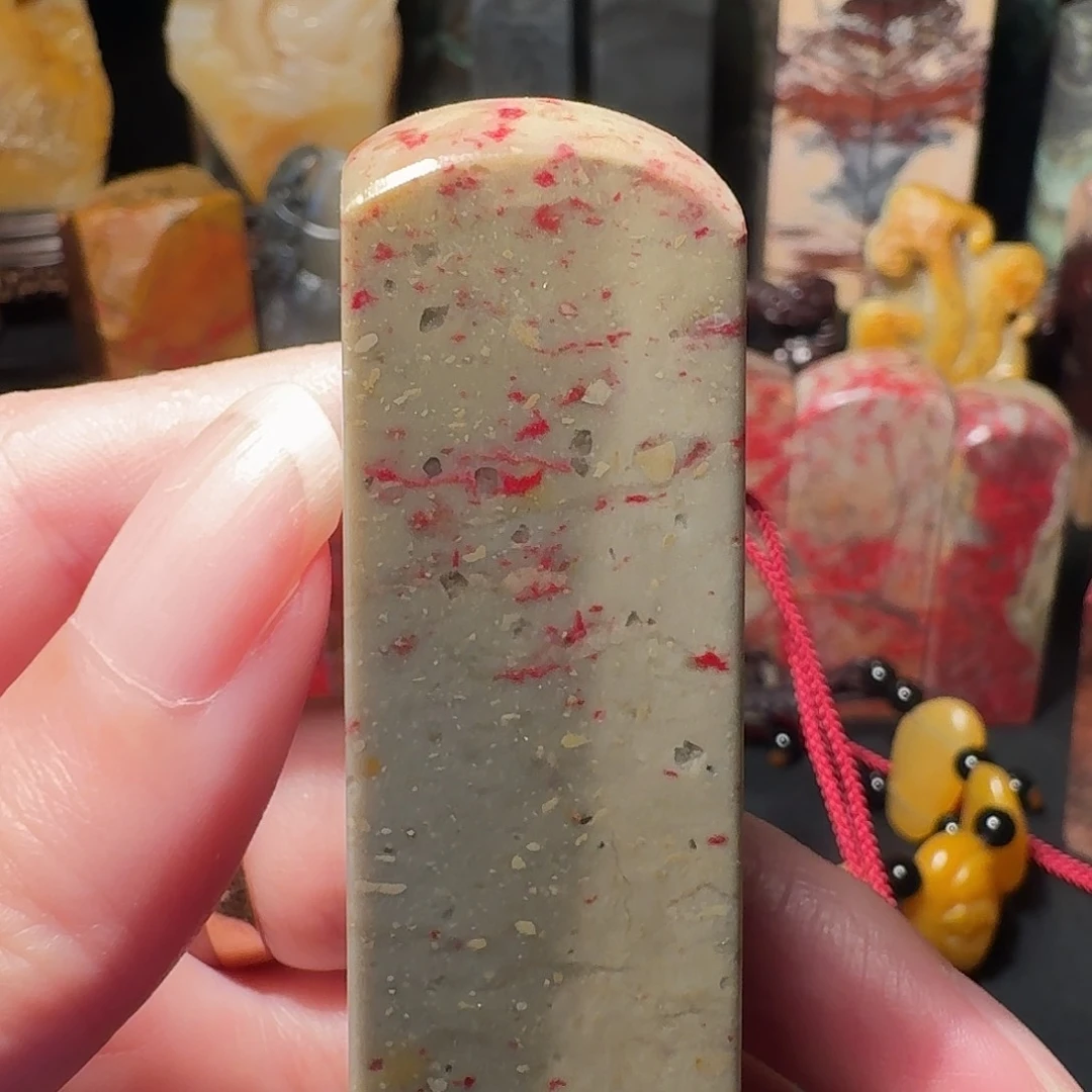 昌化鸡血石昌化鸡血石