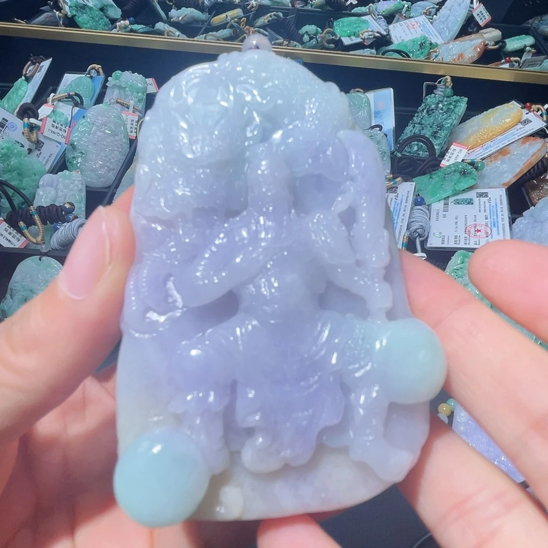颈饰未镶嵌翡翠一个