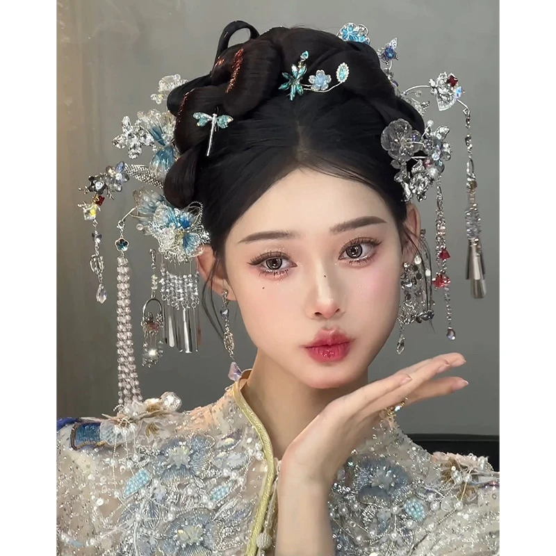 水舞U2212中式银蓝色花朵发钗复古减龄新娘龙凤褂秀禾结婚发饰