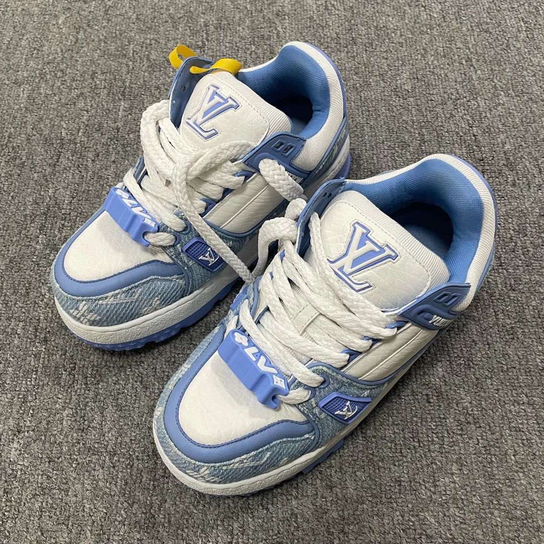 95新 LouisVuitton/路易威登 小胖丁低帮板鞋  37.5码/5466