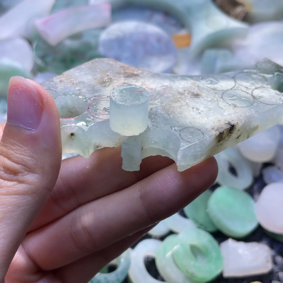 定制翡翠未镶嵌翡翠