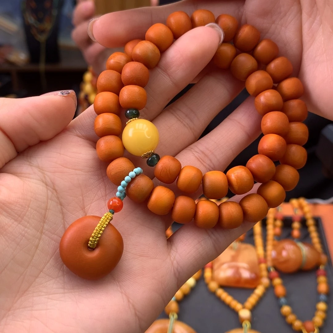 蜜蜡手串未镶嵌多样性发