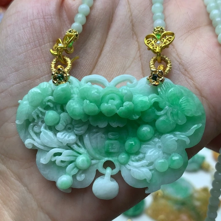 颈饰未镶嵌翡翠翡翠