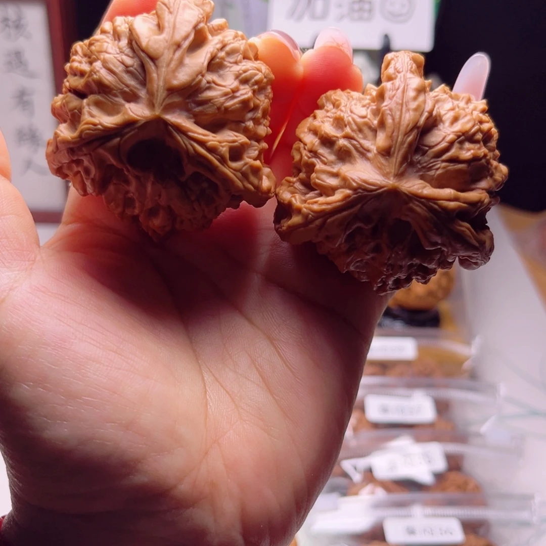 文玩核桃吊坠龙鼎大奔拼接