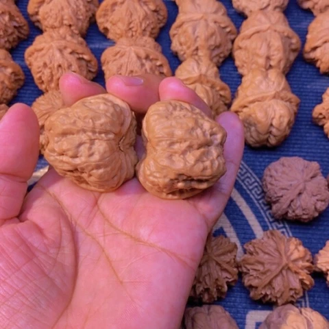 【闪购商品】吊坠文玩核桃半**醒蛙蛙40