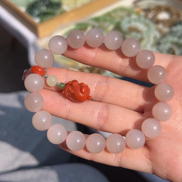 和田玉手串未镶嵌尘***?卡10