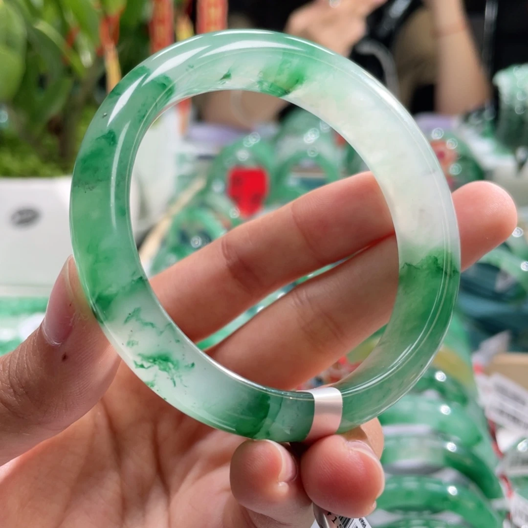 石英质玉手镯未镶嵌57➕白底青小宽版