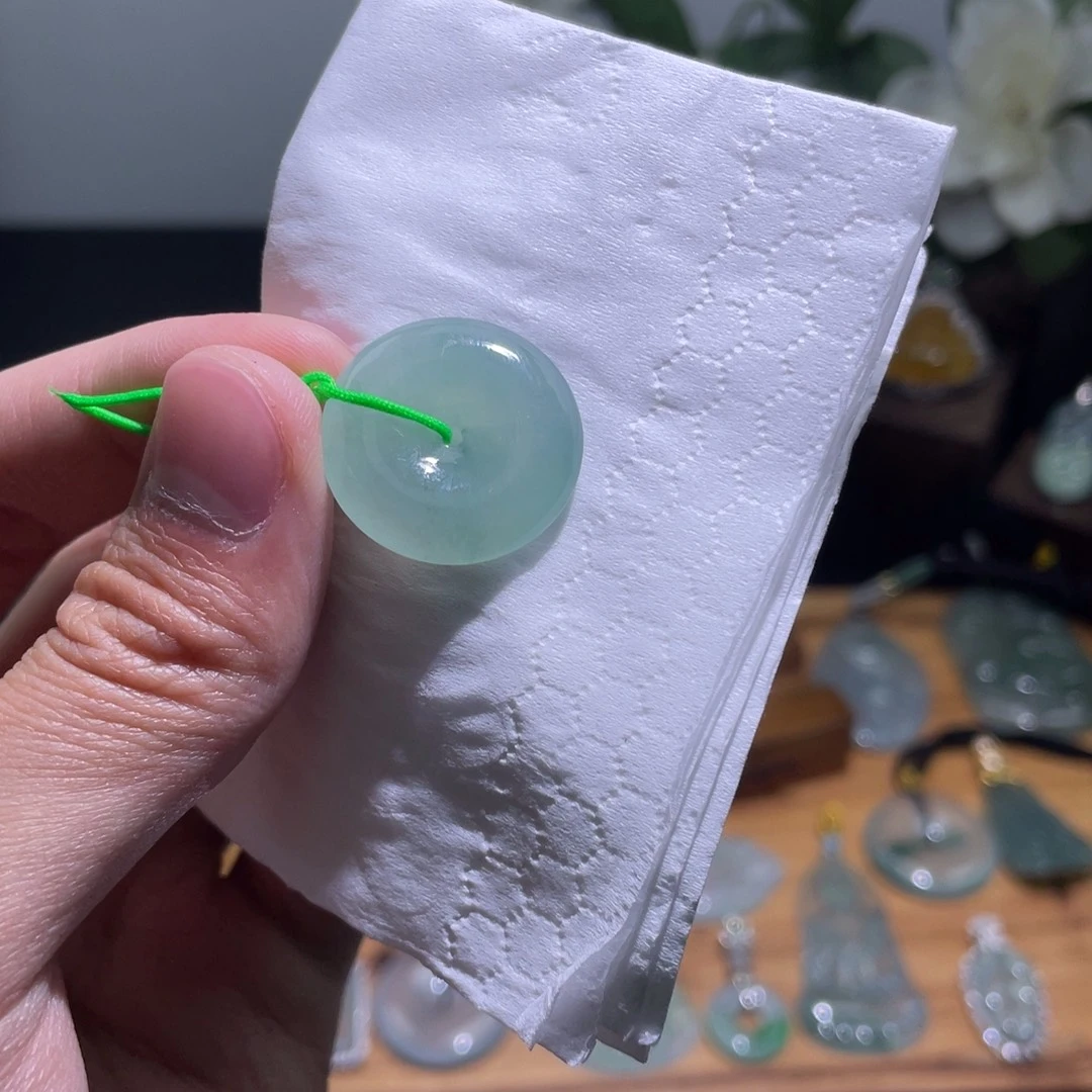 定制翡翠未镶嵌吊坠