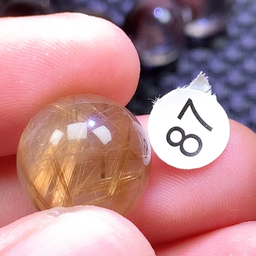 未镶嵌颈饰水晶言****）